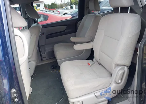 2016 Honda Odyssey Lx z USA, uszkodzony, nr VIN 5FNRL5H21GB082236